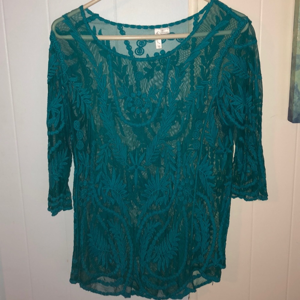 Lace shirt